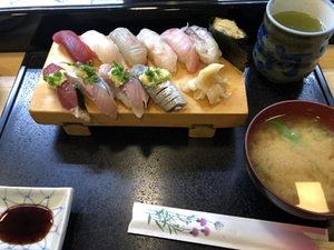 魚河岸寿司（握りランチ2）